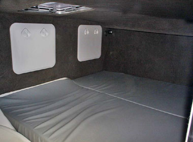 catamarans_a_moteur_LC9000M